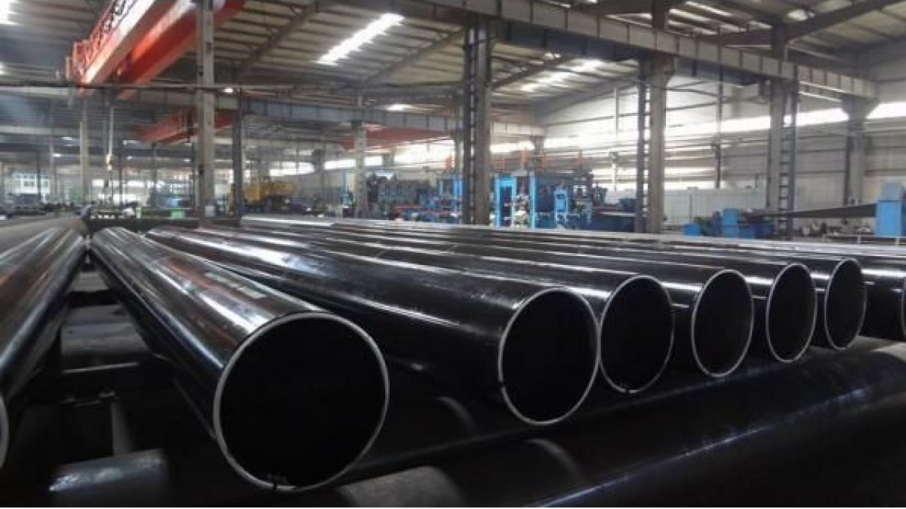 adto welded steel pipe in the factory